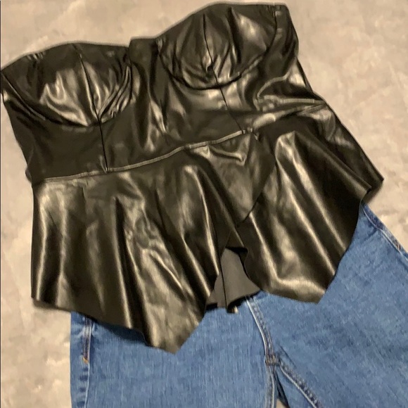 NWOT VENUS FAUX BLACK LEATHER STRAPLESS TOP - Picture 2 of 8